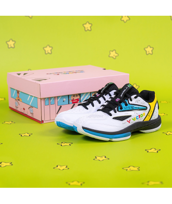 Victor x Crayon Shin Chan Junior Court Shoes A39JRCS AC (White/Black) 50% de réduction en Octobre 2024