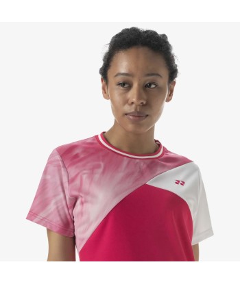 Yonex Women's Tournament Shirts 20736 (Bright Pink) s'inspire de l'anatomie humaine