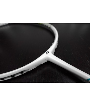 Yonex Nanoflare 555 (Matte White) rembourrage situé sous