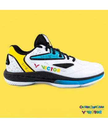 Victor x Crayon Shin Chan Junior Court Shoes A39JRCS AC (White/Black) Les êtres humains sont 